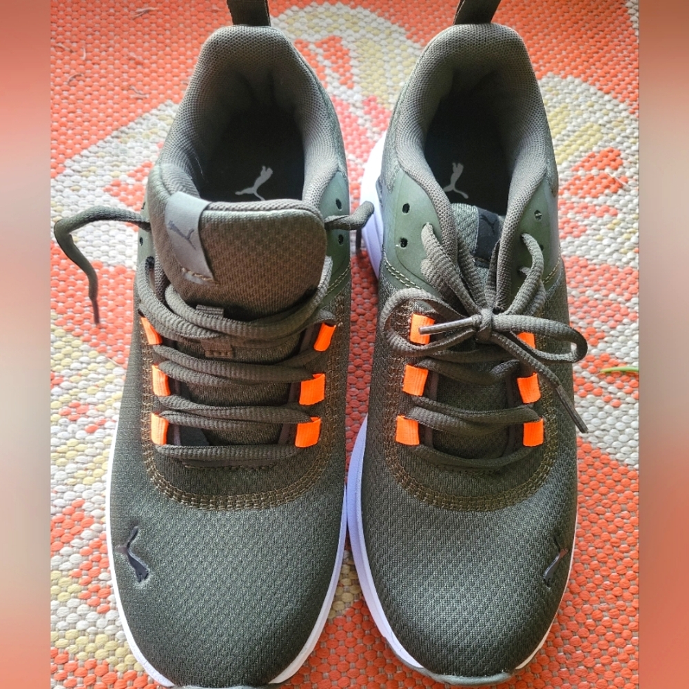 Puma sneakers